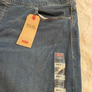 NWT Levi’s jeans
